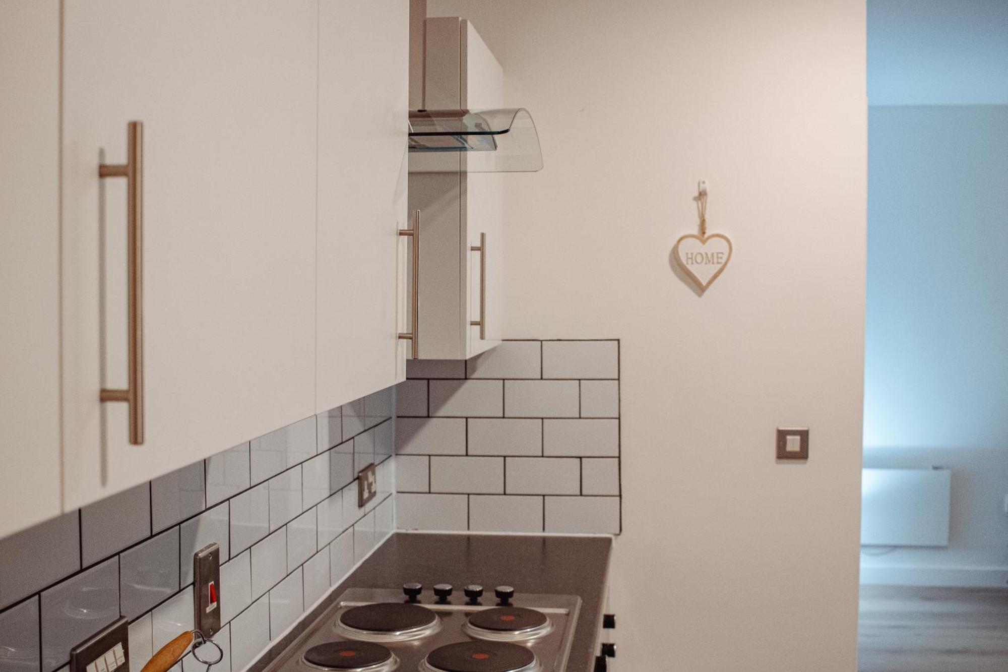 & Spacious, Sleeps 8, Perfect For Groups * Leeds (West Yorkshire)