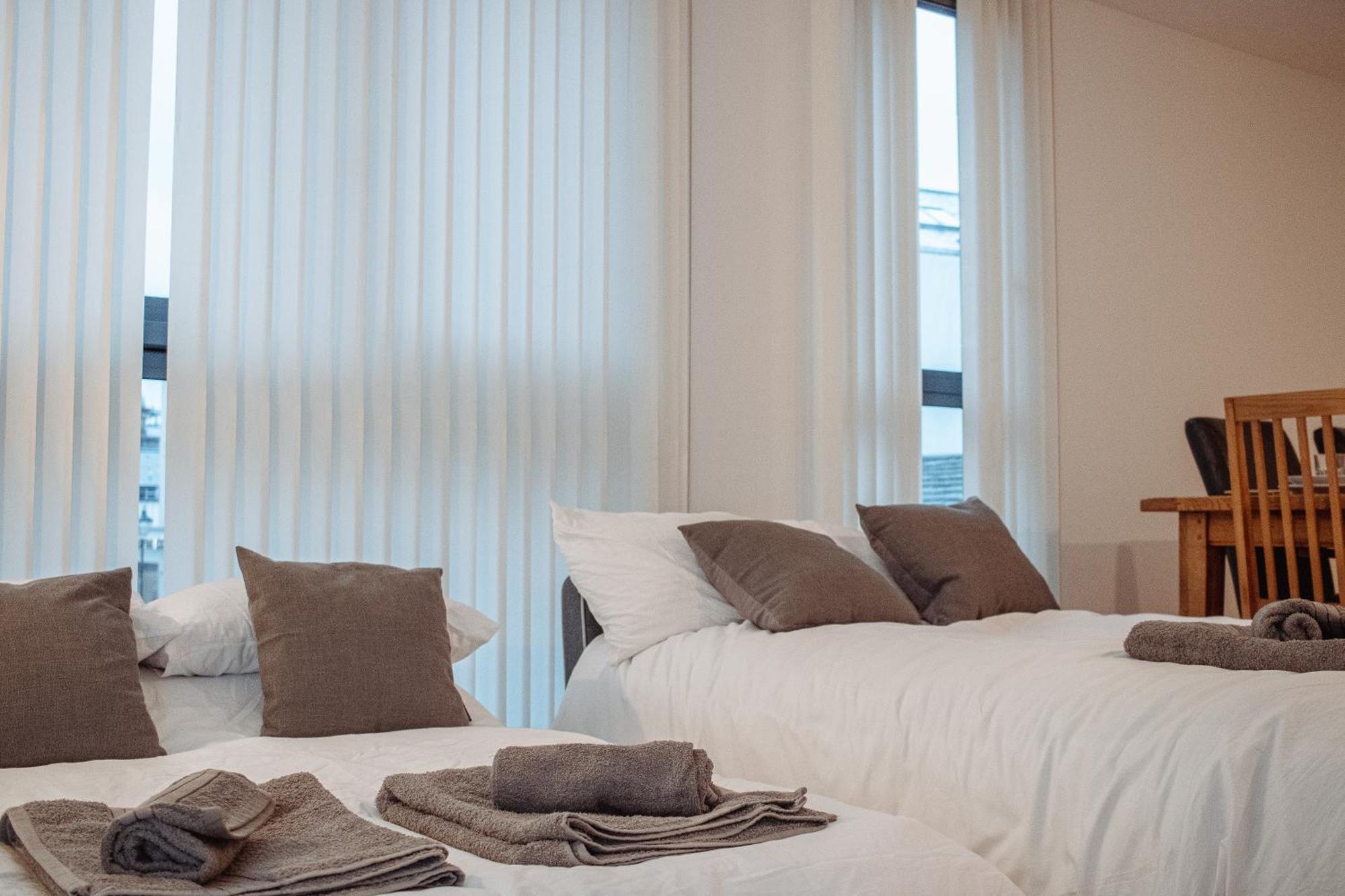 & Spacious, Sleeps 8, Perfect For Groups *