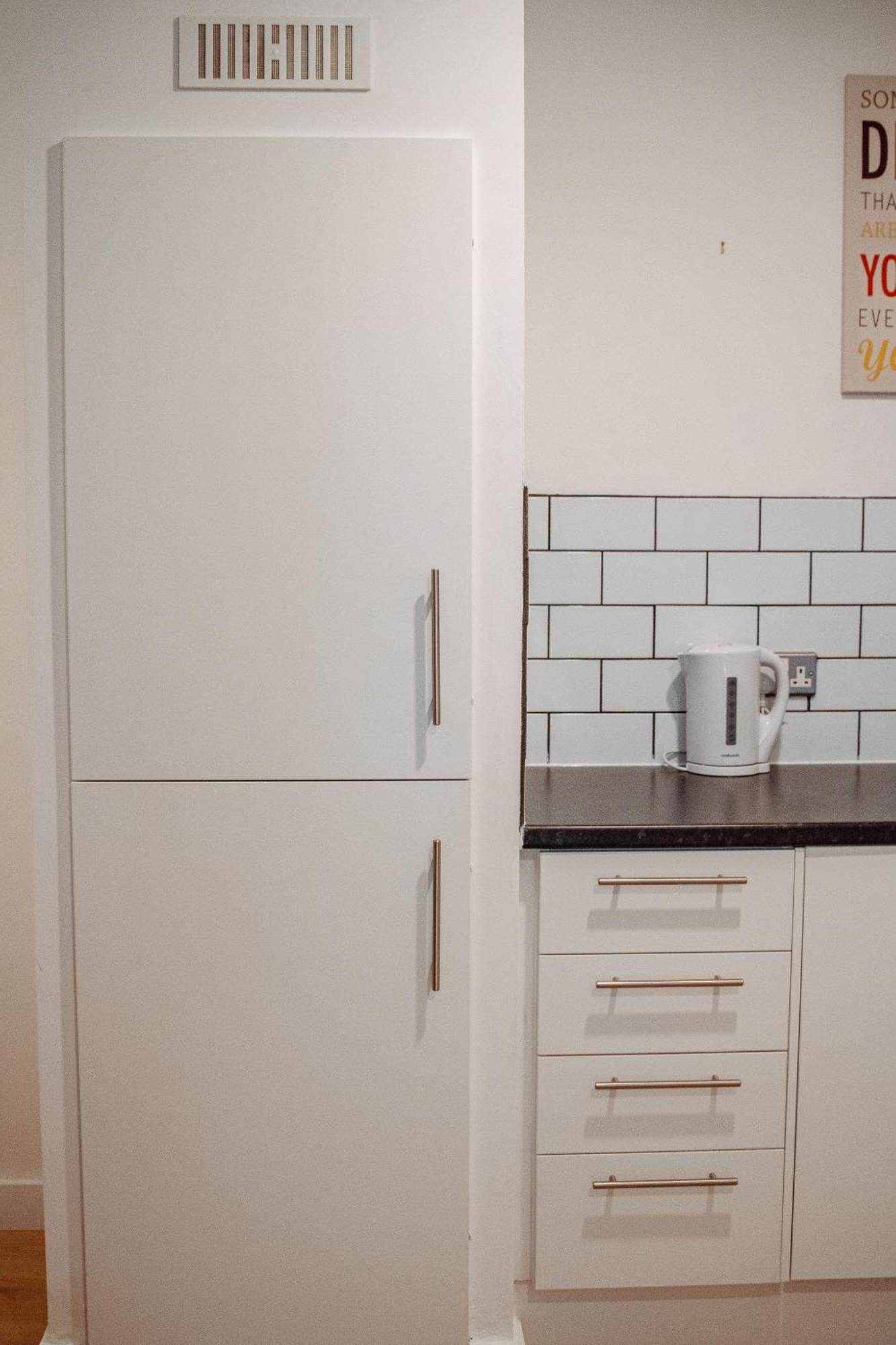 & Spacious, Sleeps 8, Perfect For Groups *